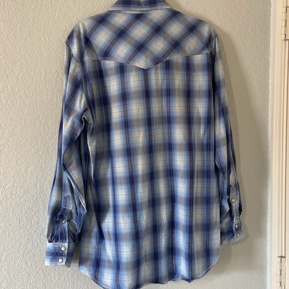 Men’s Pearl Snap Western Button up - Picture 3 of 3